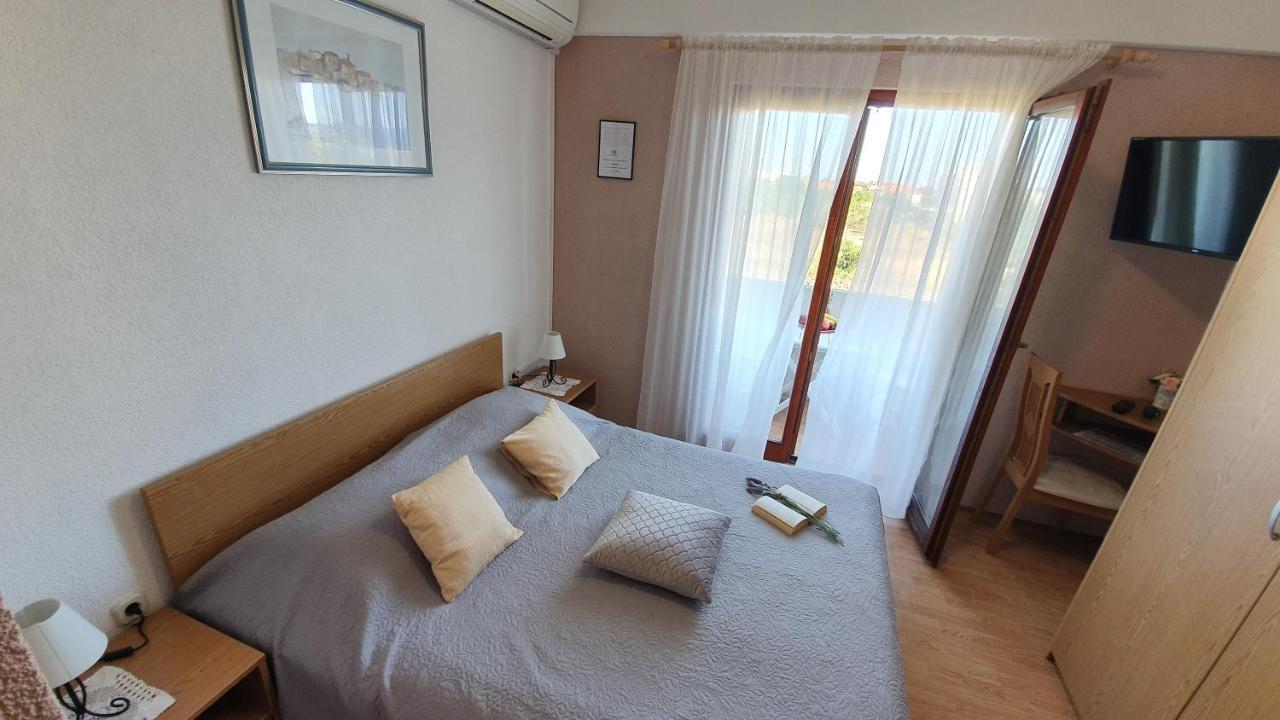 Apartments Sime Sukošan Extérieur photo