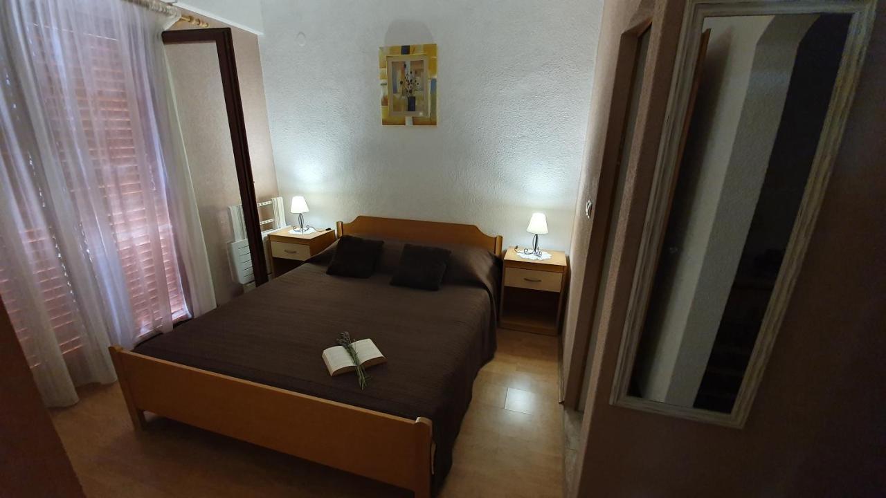 Apartments Sime Sukošan Extérieur photo