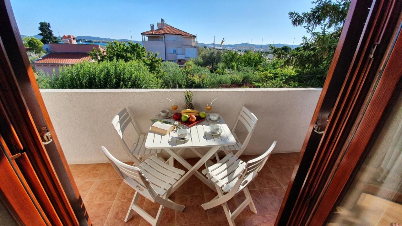 Apartments Sime Sukošan Extérieur photo