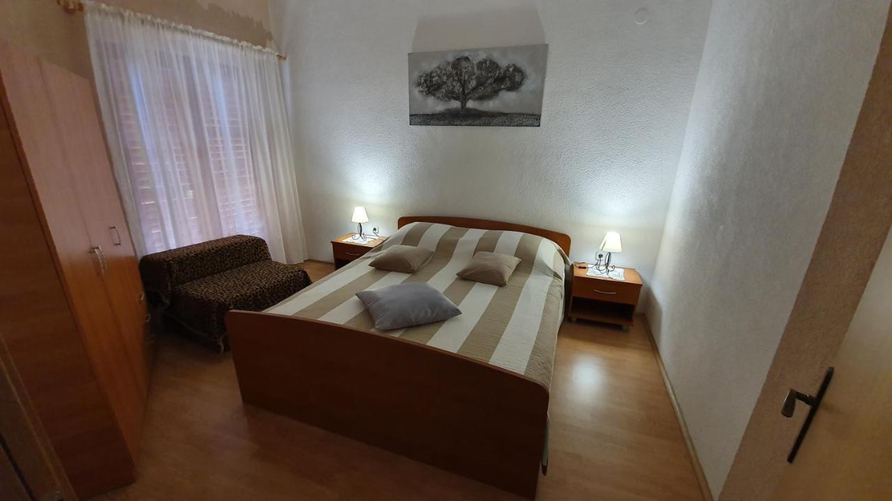 Apartments Sime Sukošan Extérieur photo